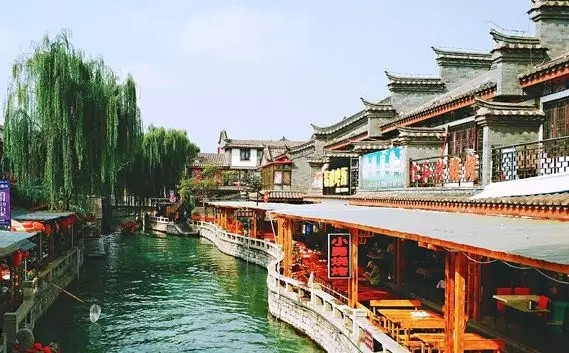 人民生活辛福感与日俱增,旅游景区得到进一步开发: 并且在唐山经济