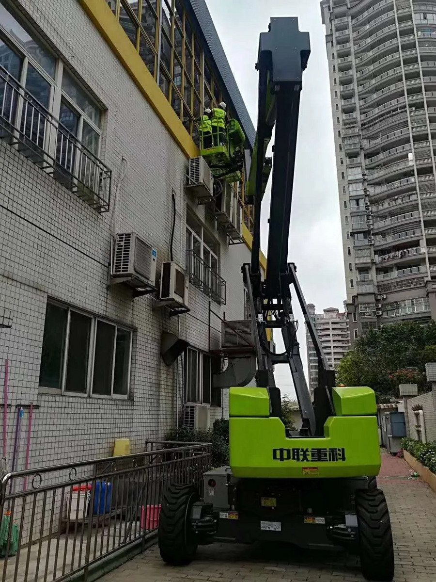 企业 中联重科曲臂式高空作业平台 za20je(电动)工作平台快速升降功能