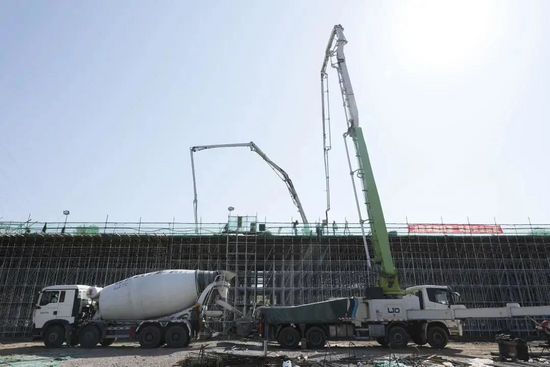 四台雷萨国六泵车齐助力北京石景山区建设,泵车老司机