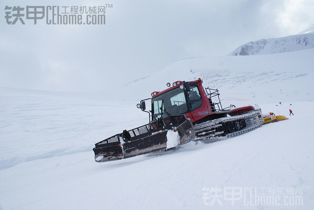 雪地车;pisten bully–300/600polor