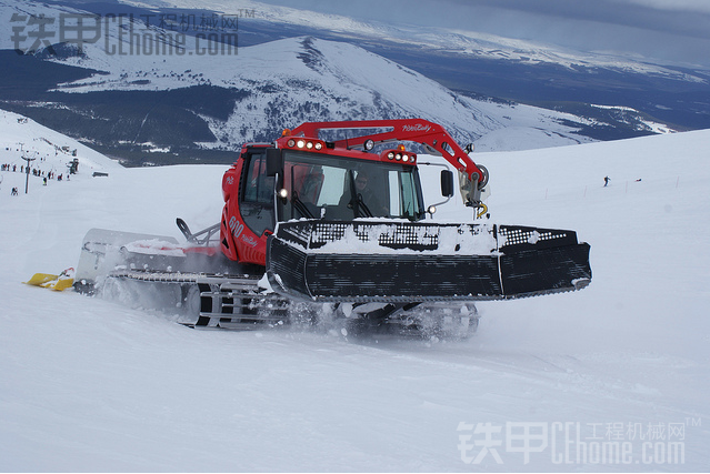 雪地车;pisten bully–300/600polor