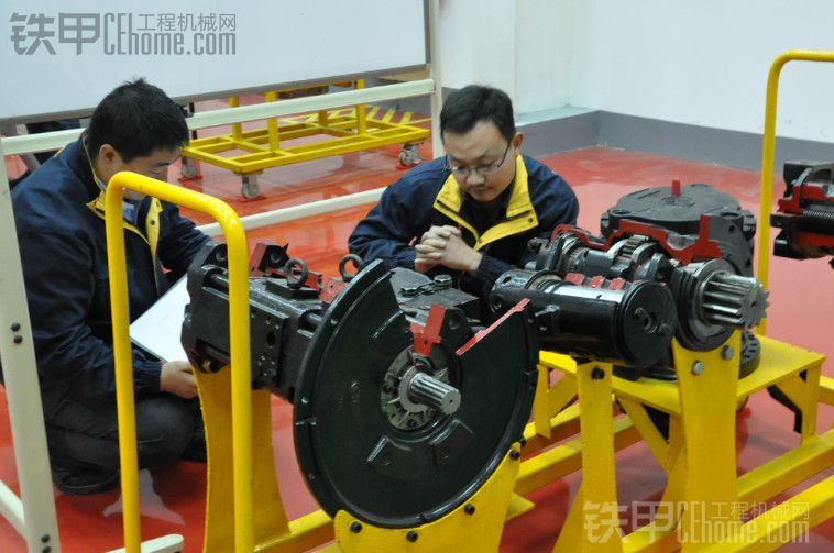 JCB 2013杰西博服务工程师 全国技能大赛