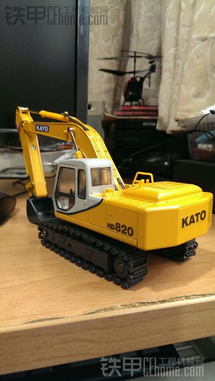 加藤hd820挖掘机模型