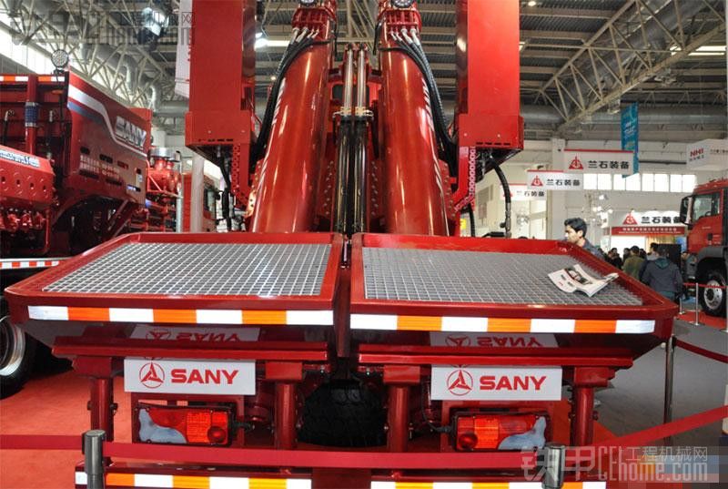 三一油田、页岩气压裂泵车