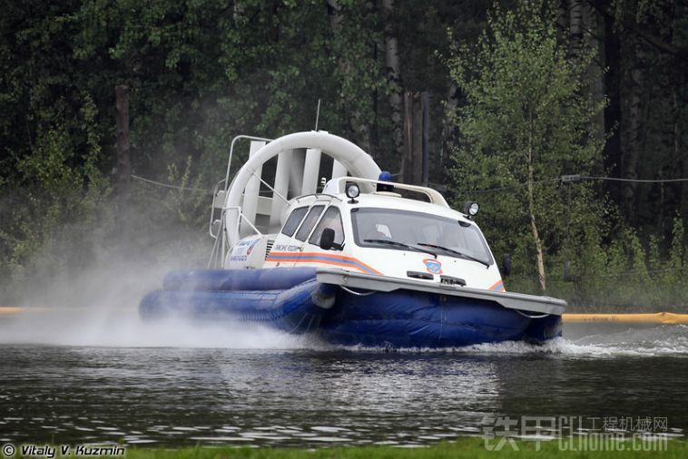 (转国外军事论坛美图帖;)俄罗斯消防展的机械设