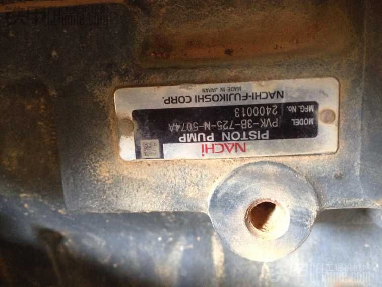 挖掘机上的液压泵铭牌是什么意思