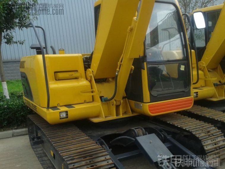 中联重科 ZE80E-I 二手挖掘机价格 25万 5小时