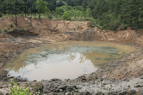 那些年我们一起修过的高速公路_铁甲工程机械