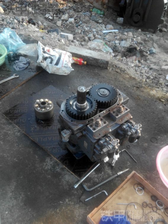 日立zx450挖机液压泵上的各个阀的名称及作用