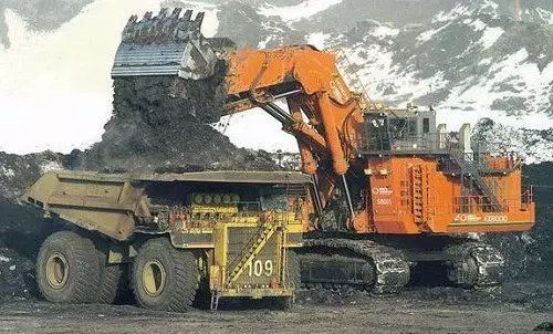 【行业百科】世界上十大500吨以上挖掘机排名