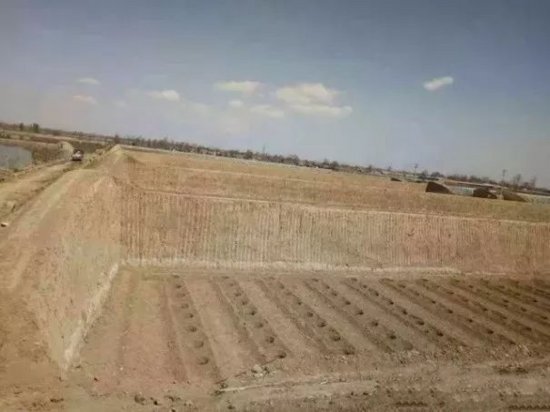 【操作技巧】挖掘机刷坡的三大基本技巧方法