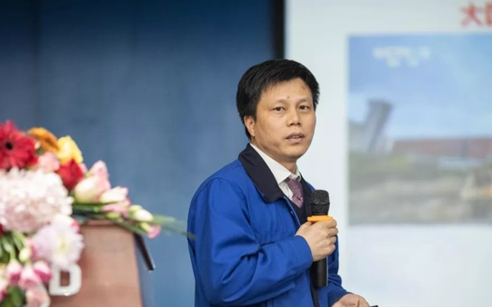 勇攀新高度,夯实大基础,山河智能迎战2019再腾飞