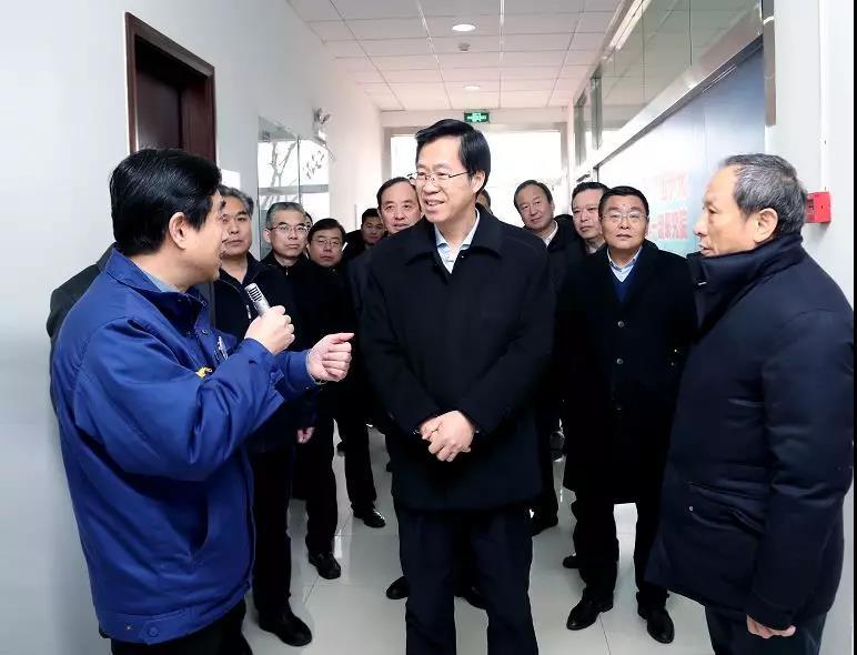 庄兆林市长一行参观徐工液压事业部副市长赵兴友,市政府秘书长吴昊