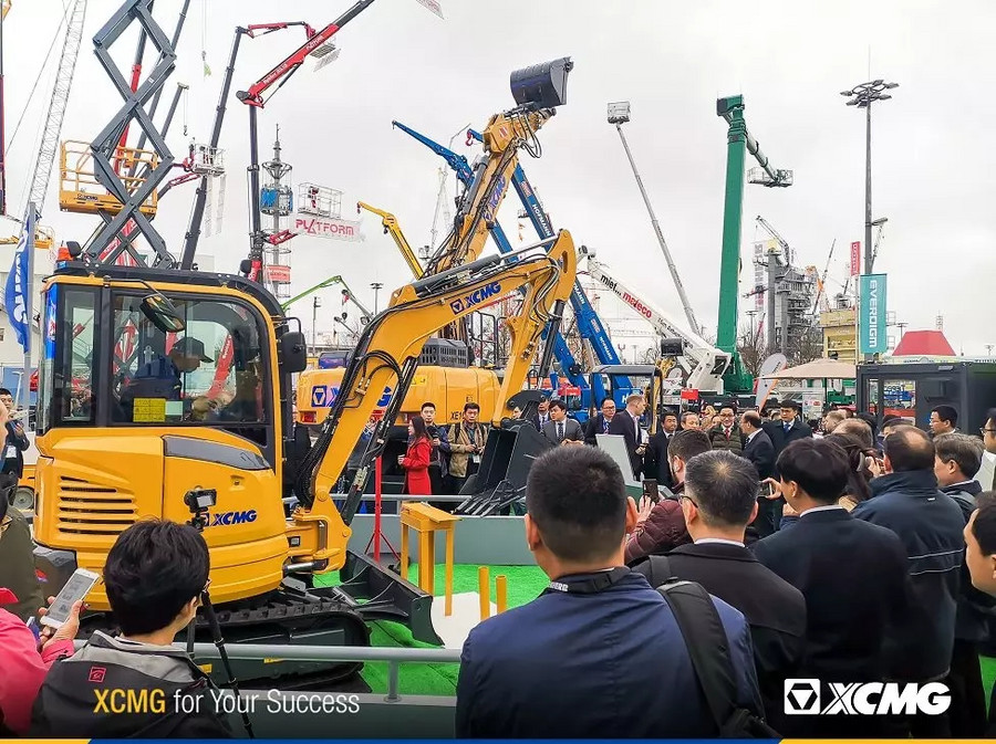 徐工 钢铁睿智 绽放德国慕尼黑bauma 2019_铁