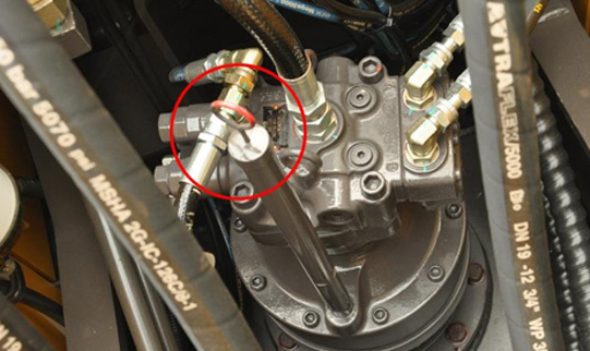 【挖掘机保养 】如何检查和更换齿轮油