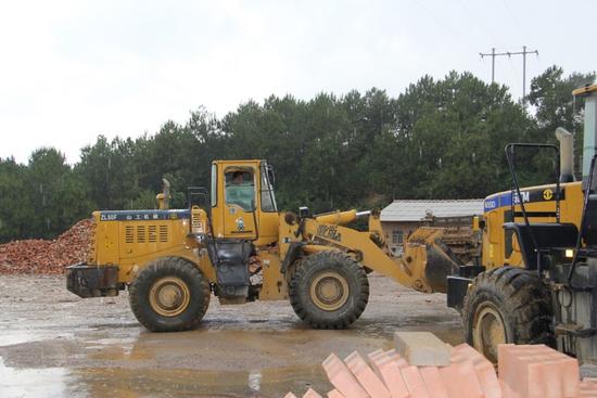 第四个兄弟--山工机械老车故事