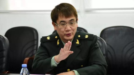泉州军分区司令员高宏一行莅临晋工机械武装部调研民兵整组工作