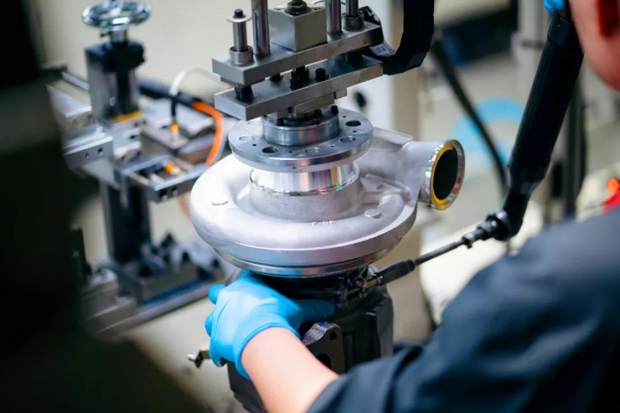无锡康明斯涡轮增压技术第1500万台增压器正式下线