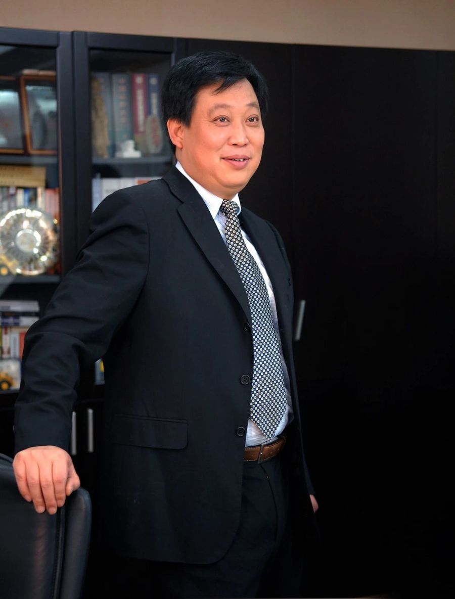对话黄敏 | 一枝独秀的中国挖掘机行业,未来会怎么样?_铁甲工程机械网