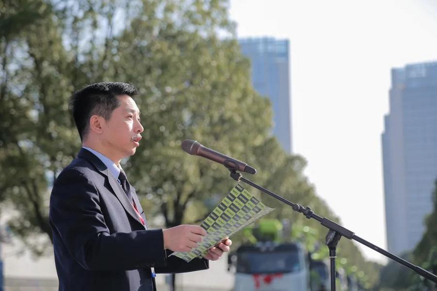 中联重科助理总裁,混凝土泵送机械分公司总经理黄建兵致辞