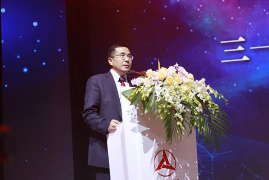 雷霆万钧的钧 579ac2f5d0cf42a390630d06eac35634.png!W550