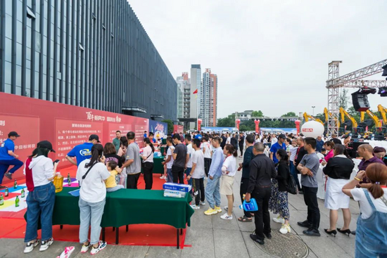 徐工小型挖掘机亮相重庆农机展！(图7)