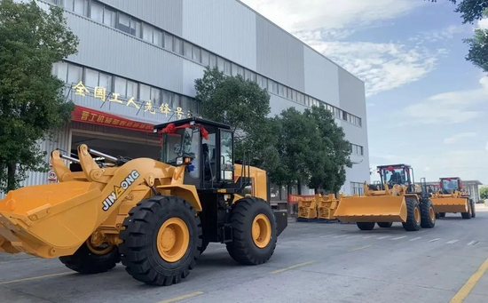 金秋十月再传捷报晋工机械大客户批量装载机发车