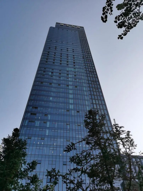红泵车扬名塞上古城三一助力银川第一高楼建设