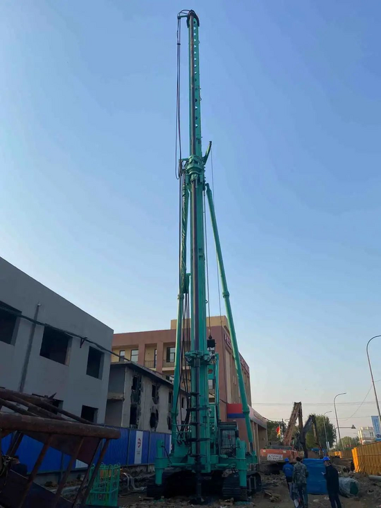 金泰lz40深层搅拌钻机dmc工法桩超越"传统"真经济,真高效_机械工业