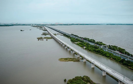 南北沿江通甬盐宜高铁建设再提速十四五江苏铁路投资将超3000亿元