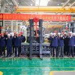 中联重科工业车辆10吨重装电叉成功下线