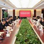中國中鐵黨委舉行深入貫徹中央八項規(guī)定精神學習教育讀書班暨理論學習中心組集體學習會