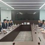 劉鍵與中國建設銀行新加坡分行行長孫念北座談交流