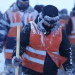 深夜出動！鐵路人緊急迎戰(zhàn)暴風(fēng)雪