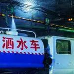 坐在車里就能加水！方便！