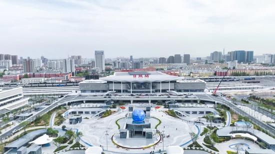 日照添新地標，新建日照站站房正式啟用拍攝 王希悅.jpg