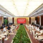 中国中铁党委举行深入贯彻中央八项规定精神学习教育读书班（第二期）暨理论学习中心组集体学习会