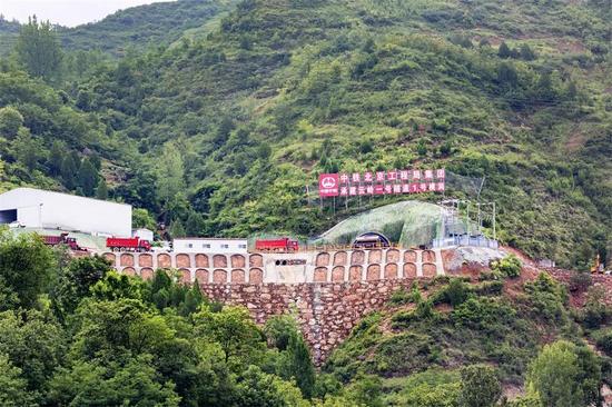 西十高鐵七標云嶺一號隧道一號橫洞施工.jpg