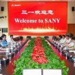 向文波与浦东新区区长吴金城举行会谈