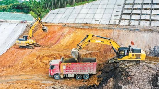 这是2023年7月1日拍摄的平陆运河马道枢纽建设现场（无人机照片）。.jpg