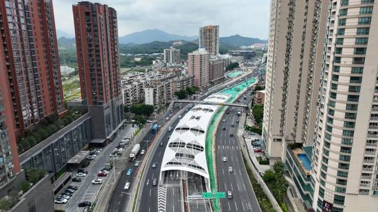 春风隧道主线航拍（提供者：王震霖）.jpg
