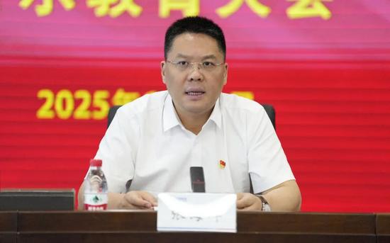 张总1 (1).jpg