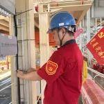 身边的奋斗者 | 党徽在车间闪耀，“红色群像”在生产一线熠熠生辉……