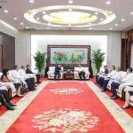 陈文健与云南省委常委、昆明市委书记刘洪建举行会谈