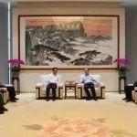 王卫中高立平分别会见中产集团、中铁快运客人