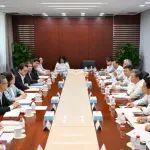 秦海翔在京會(huì)見(jiàn)香港特別行政區(qū)政府發(fā)展局局長(zhǎng)甯漢豪