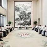 陈卫国与武汉城发集团党委书记、董事长雷鸣会谈交流
