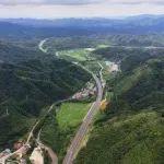 总投资近880亿元！湖北5条高速同步“四改八”