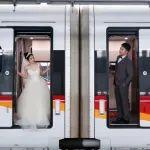 与复兴号同框！铁路人专属婚纱照来了！