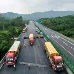 焕新大道，护航民生：徐工保温运输车助力江肇高速路面新升级！